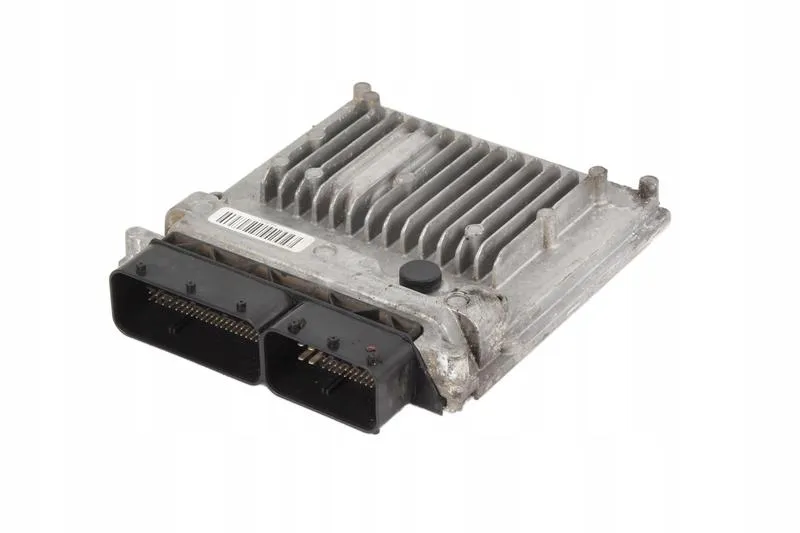 Czym jest sterownik silnika i jak wpływa na wydajność pojazdu?