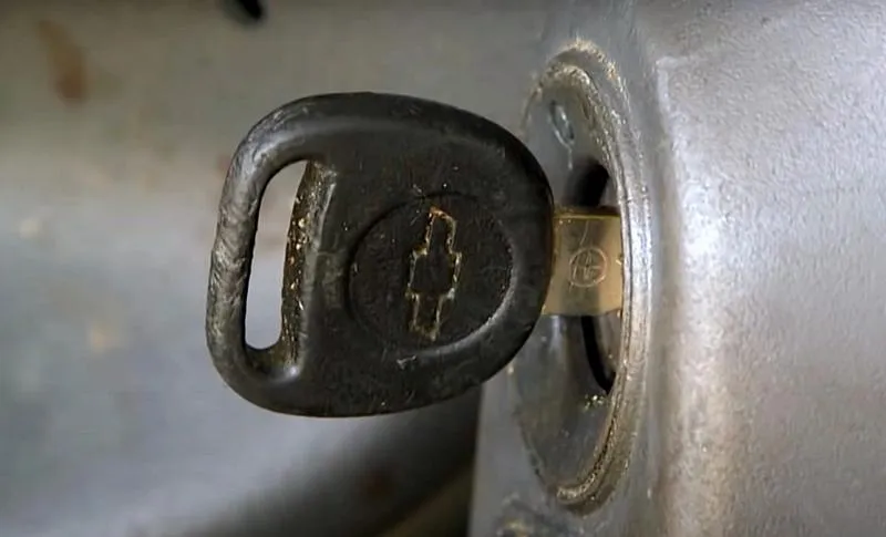 Ile kosztuje wymiana stacyjki w samochodzie? Sprawdź, zanim podejmiesz decyzję!