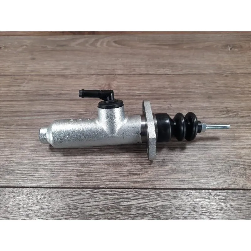 Kiedy pompa sprzęgła zawodzi? Objawy, które mogą zaniepokoić kierowcę