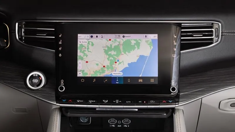Aktualizacja nawigacji w samochodzie