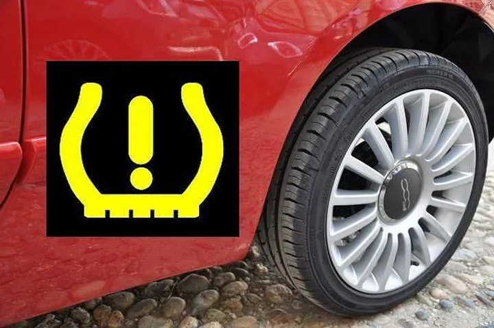 Kontrolka niskiego ciśnienia w oponach